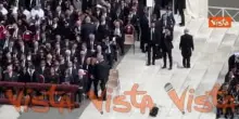 Meloni e Tajani parlano a San Pietro prima della Messa di insediamento di Papa Leone