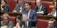 Conte mostra in Aula un tweet di Meloni del 2014 su Gaza: "Giravolta riprovevole e sanguinosa"