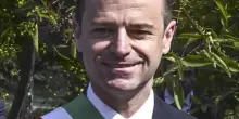Sindaco arrestato mentre intasca mazzetta. Chi è "Lello il sensitivo"