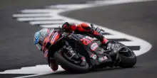 Bezzecchi trionfa nella MotoGp in Gran Bretagna, out Quartararo-Bagnaia