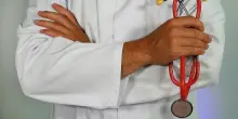 Professioni sanitarie, l'appello di Giuliano (UGL) alla politica: "Abolire l'esclusività"