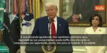 Trump irritato per essere definito "taco-trade" sui dazi: Ridicolo, io non mi tiro indietro