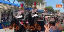 2 Giugno, i Corazzieri del Quirinale a cavallo alla parata ai Fori imperiali
