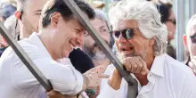 "I miei avvocati non perdono mai". Conte risponde a Grillo