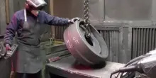 Torna a crescere la produzione industriale