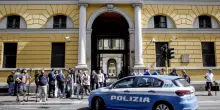 La rivelazione sul fruttolo e la spazzatura di casa Poggi: il colpo di scena sulle impronte