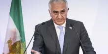 Iran, Pahlavi: "Regime sull'orlo del collasso". Chi è il figlio dell'ultimo Scià