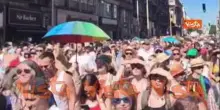 Pride a Budapest, oltre 30 mila sfidano il divieto di Orban