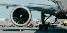 Aeroporto di Bergamo, entra in pista e muore risucchiato dal motore di un velivolo