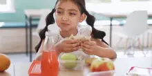 Frutta e verdura nelle scuole, pubblicato il bando