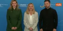 Meloni riceve Zelensky e la moglie Olena alla conferenza per la ricostruzione dell'Ucraina a Roma
