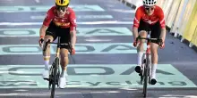 Abrahamsen vince l'11a tappa del Tour, Healy resta in giallo