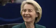 Commissione Ue: "C'è la Russia dietro alla sfiducia a von der Leyen"