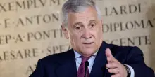 Tajani esulta sulla giustizia: "Giornata meravigliosa, la dedichiamo a Berlusconi" | GUARDA