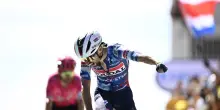 Paret-Peintre svetta sul Mont Ventoux, Pogacar resta leader