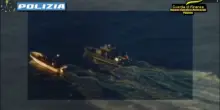 Lampedusa, fermato scafista. Trasportava 70 migranti su un barchino
