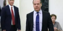 Medvedev alza la tensione con gli Usa: “Ultimatum di Trump è un passo verso la guerra”