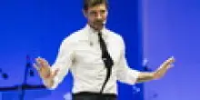 De Martino conferma l'amore con Caroline Tronelli
