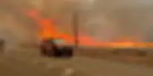 Brucia il nord-ovest della Spagna, incendi alimentati da caldo e vento