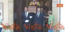 Funerali di Cecilia De Astis uccisa da dei minorenni, l'applauso all'uscita della bara dalla Chiesa