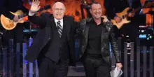 Amadeus ricorda Pippo Baudo: "Prima dei Festival mi chiamò e mi disse...". L'aneddoto