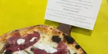 Pizza per il Papa prima del rientro in Vaticano: cosa mangia Leone XIV
