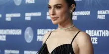 Gal Gadot non sarà a Venezia. L'appello anti Israele di Verdone & co.: chi sono