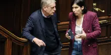 Gaffe di Cuperlo su Papa Leone: “Nel Pd porte aperte ai cattolici alla Bergoglio”. E Ruffini spacca la Chiesa