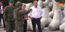 Von der Leyen in Polonia visita confine con Bielorussia insieme al premier Donald Tusk
