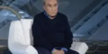Emilio Fede in condizioni critiche. La figlia: "Continua a lottare come un leone"