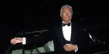 L'ultimo imperatore dello stile italiano: le celebrazioni della stampa internazionale per Armani