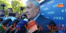 Tajani: Banche diano contributo ma no a tasse all'improvviso, non sono l'origine di tutti i mali