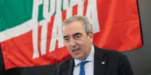Leoncavallo, Gasparri tuona: "Inaccettabile, solidarietà alle forze dell'ordine"