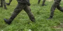 Polonia, schierati 40mila soldati al confine. Sale la tensione con Russia e Bielorussia