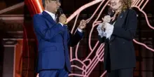 Successo a Napoli per Pino È - Il viaggio del Musicante. Domani sera su Rai1 l'omaggio al cantautore