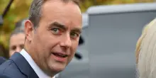 Francia, lascia il primo ministro Lecornu. Macron accetta le dimissioni