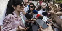 La difesa di Sempio: "Lo scontrino è suo". E assume la prof dei casi di Pierina e Liliana