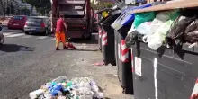 Rifiuti tessili, 840.000 tonnellate finiscono nell'indifferenziato