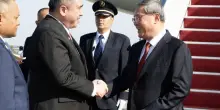 Cina: premier Li in Malesia per incontri leader su cooperazione Asia orientale