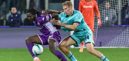 La Fiorentina rimonta con due rigori: è 2-2 contro il Bologna