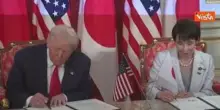 Trump e premier giapponese Sanae Takaichi firmano accordi su terre rare