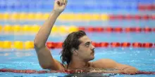 Mondiali nuoto 2025, Ceccon record italiano nei 100 farfalla. Curtis ottava