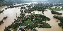 Vietnam, 300mila evacuati per l’arrivo del tifone Kajiki