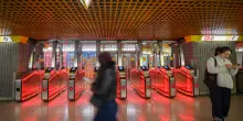 Sciopero nazionale 20 giugno 2025: orari, fasce protette dei treni e voli garantiti