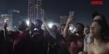 Lady Gaga accende la folla al concerto gratuito di Rio de Janeiro