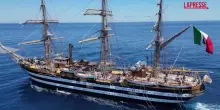 Amerigo Vespucci, la Nave della Marina Militare incontra la costa orientale della Sicilia