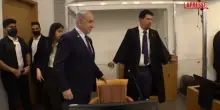 Israele, Netanyahu in tribunale per processo corruzione