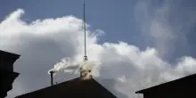 Conclave 2025, arrivata la fumata bianca: è stato eletto il Papa