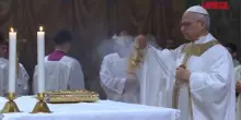 Papa Leone XIV, la prima messa nella Cappella Sistina con i cardinali