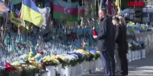Ucraina, quattro leader europei a Kiev: candele al monumento ai caduti